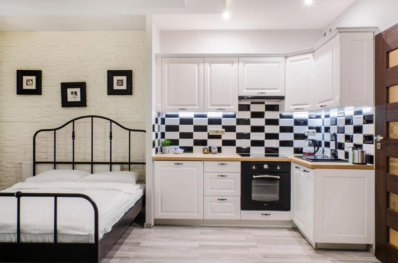 Wieckowskiego Apartment วูดช์ ภายนอก รูปภาพ