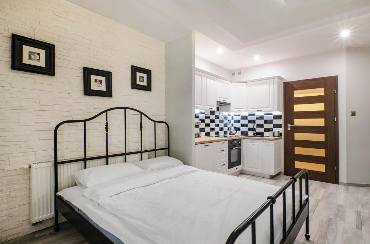 Wieckowskiego Apartment วูดช์ ภายนอก รูปภาพ